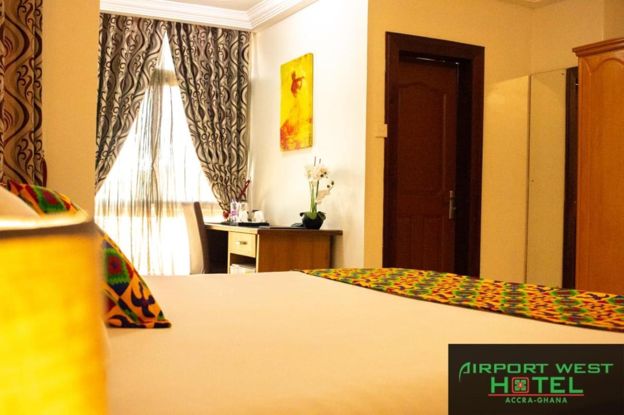אקרה Airport West Hotel מראה חיצוני תמונה